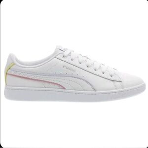 PUMA - Vikki Leather sneakers. colourful thin stripe sides. Size: 9